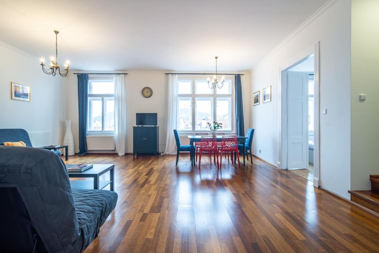 Royal Road Apartmán
