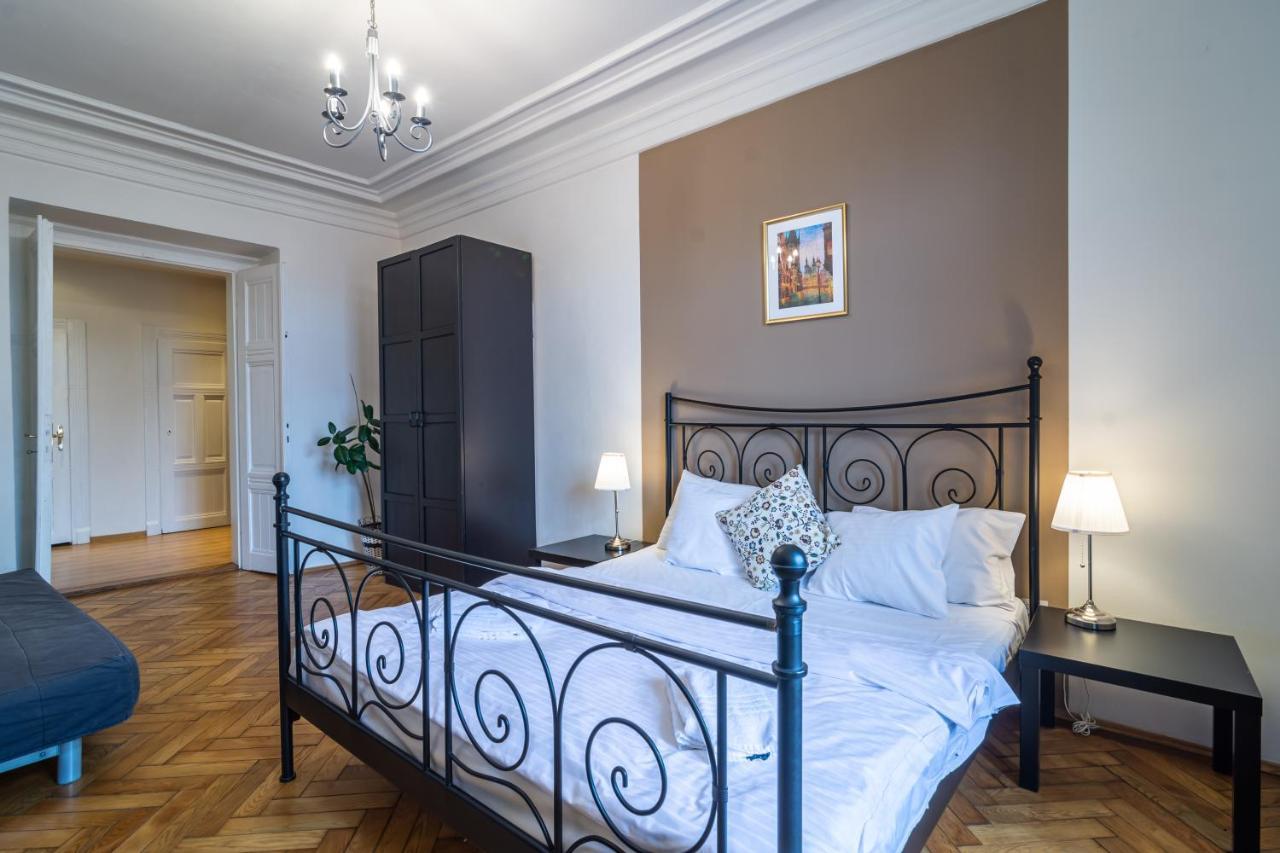 Royal Road Apartmán *