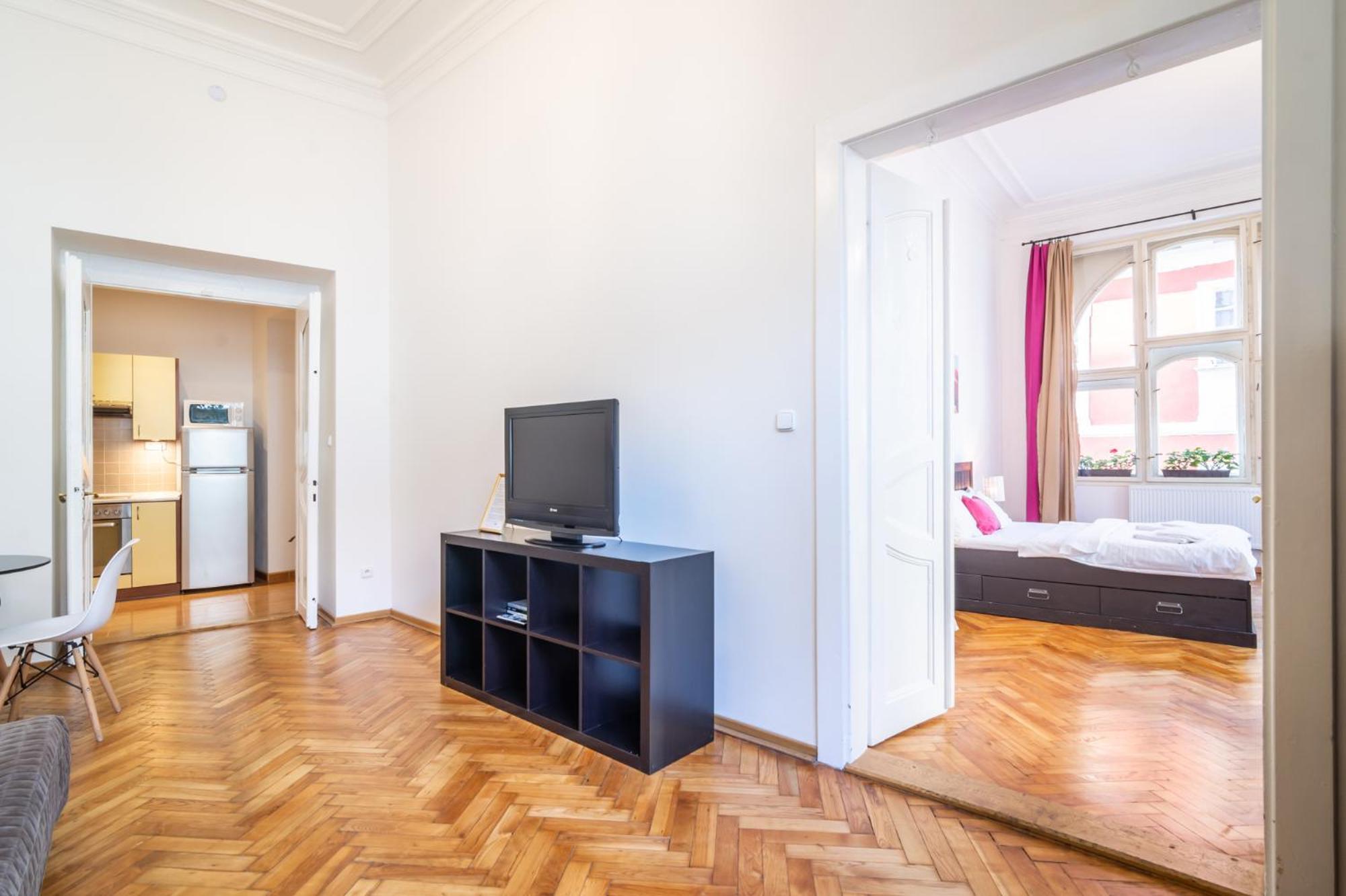 Royal Road Apartmán