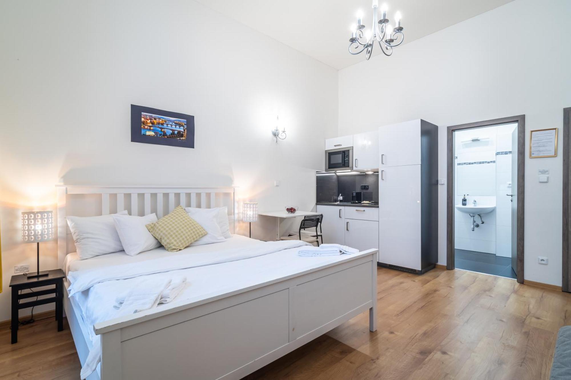 Royal Road Apartmán